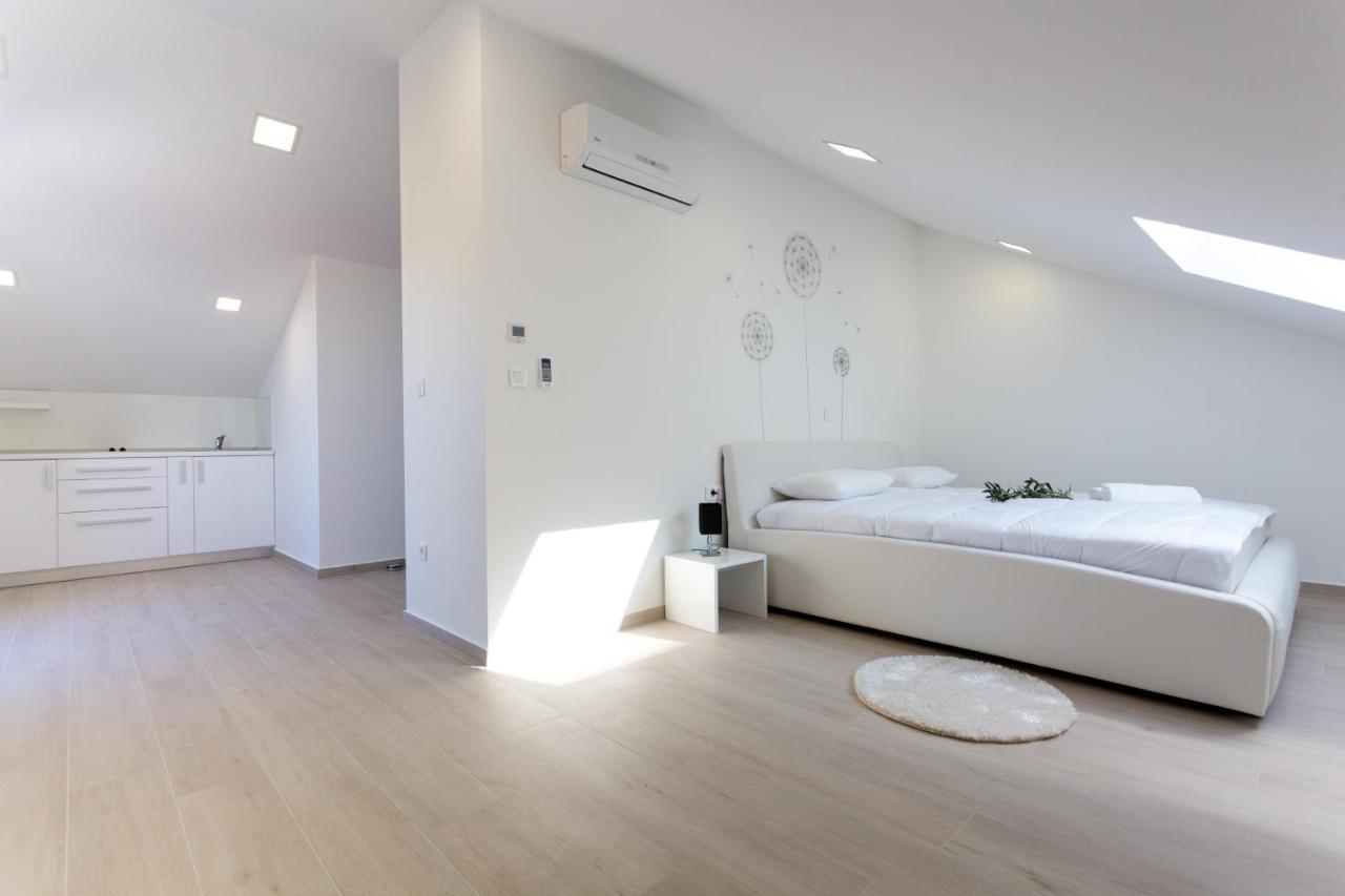 Apartment Alius Ragusa Deluxe Esterno foto